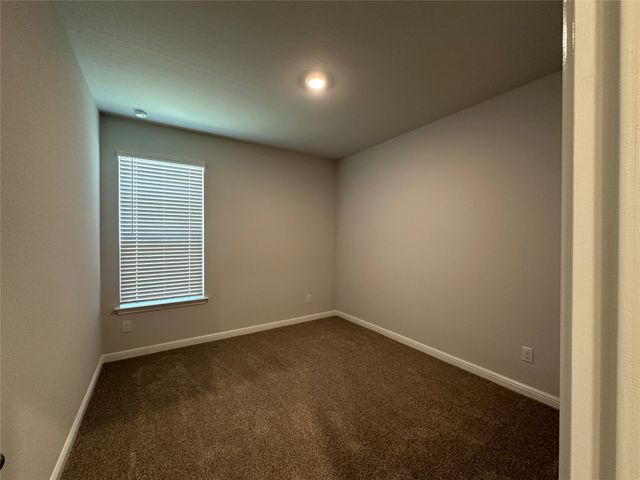 413 Passenger, Fort Worth, TX 76131