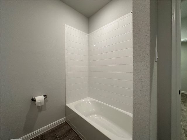 413 Passenger, Fort Worth, TX 76131