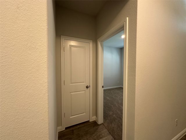 413 Passenger, Fort Worth, TX 76131