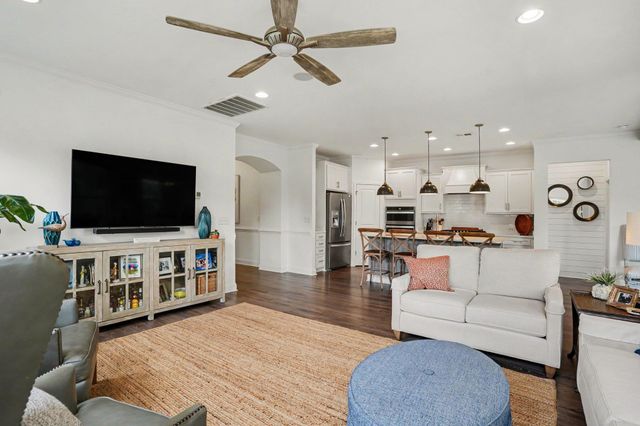 5801 Ledro Ln., Myrtle Beach, SC 29577