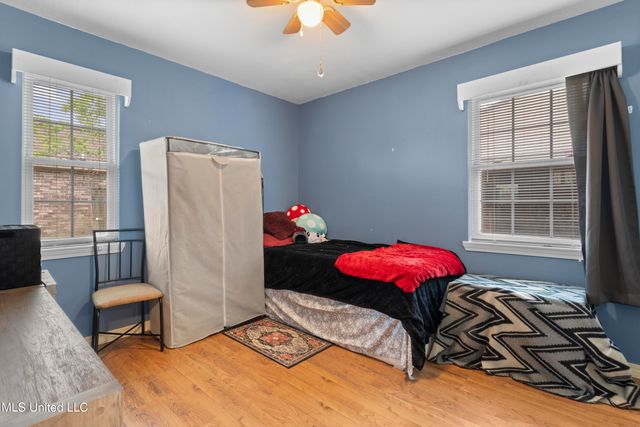 12509 Ponce De Leon Drive, Ocean Springs, MS 39564