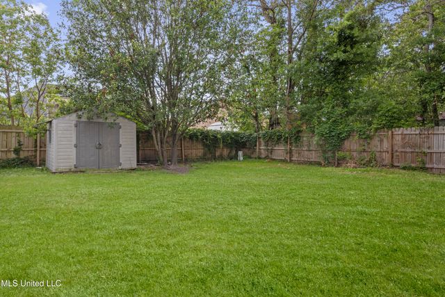 12509 Ponce De Leon Drive, Ocean Springs, MS 39564