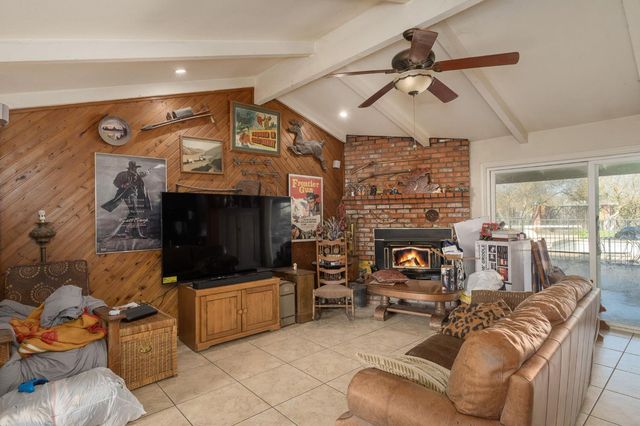 3780 E International Avenue, Clovis, CA 93619