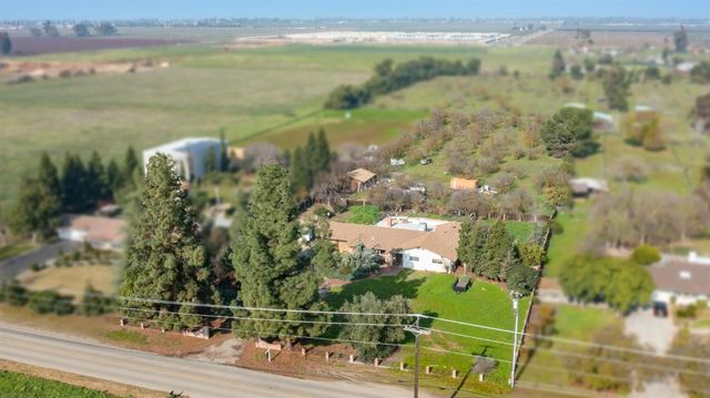 3780 E International Avenue, Clovis, CA 93619