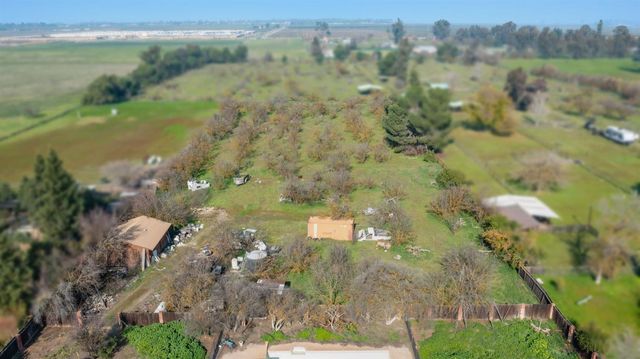 3780 E International Avenue, Clovis, CA 93619