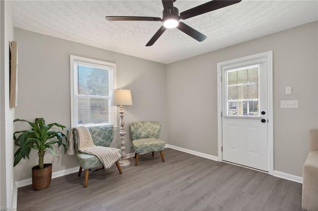 3607 Hyde CIR, Norfolk, VA 23513