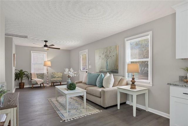 3607 Hyde CIR, Norfolk, VA 23513