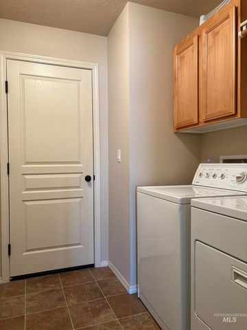 7592 W Baron, Boise, ID 83714