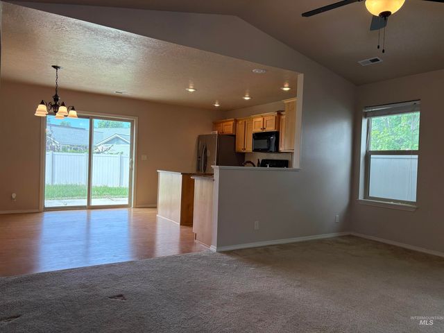 7592 W Baron, Boise, ID 83714