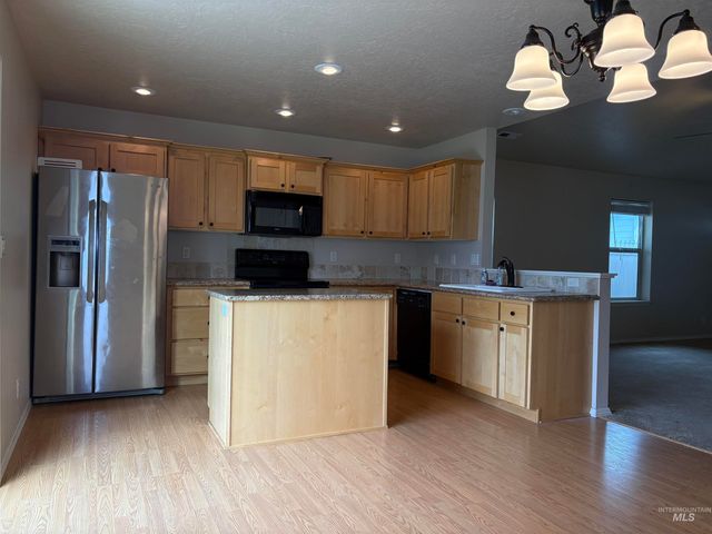 7592 W Baron, Boise, ID 83714