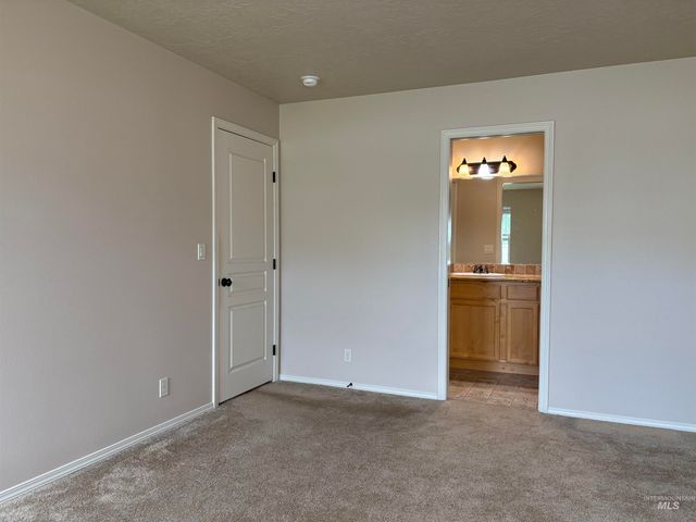 7592 W Baron, Boise, ID 83714