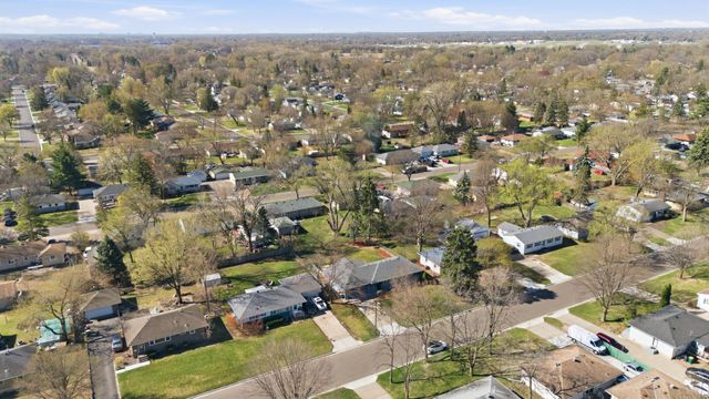 4219 66th Avenue N, Brooklyn Center, MN 55429