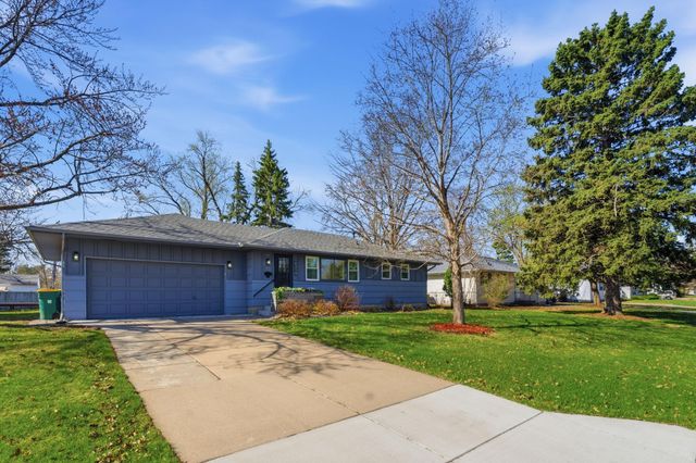 4219 66th Avenue N, Brooklyn Center, MN 55429