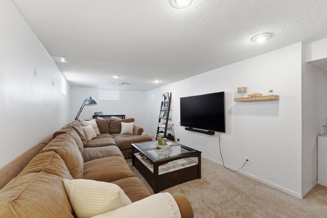 4219 66th Avenue N, Brooklyn Center, MN 55429