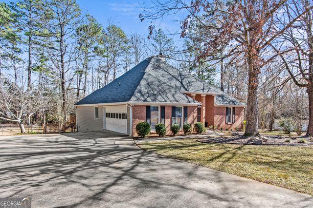 105 S Arcadia Drive, Bogart, GA 30622