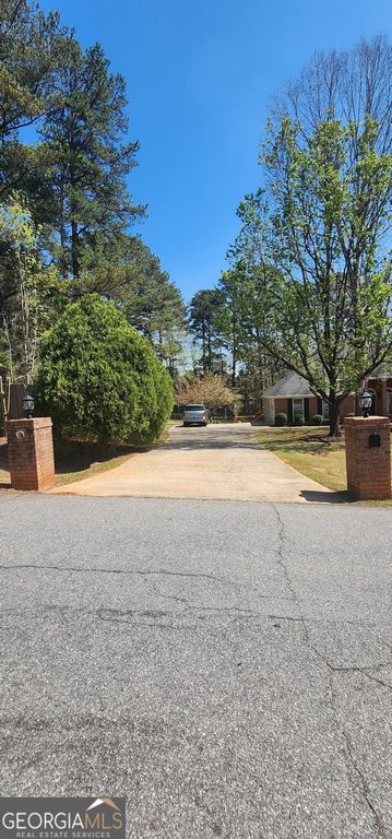 105 S Arcadia Drive, Bogart, GA 30622
