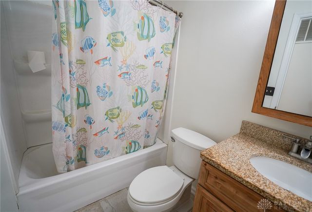 308 Ironwood Drive, West Carrollton, OH 45449