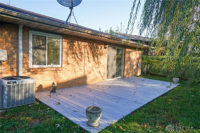 308 Ironwood Drive, West Carrollton, OH 45449