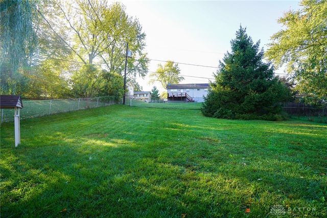 308 Ironwood Drive, West Carrollton, OH 45449