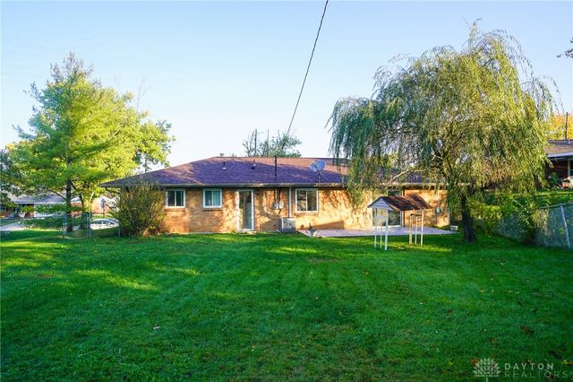 308 Ironwood Drive, West Carrollton, OH 45449