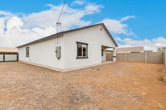 9455 W PINEVETA Drive, Arizona City, AZ 85123