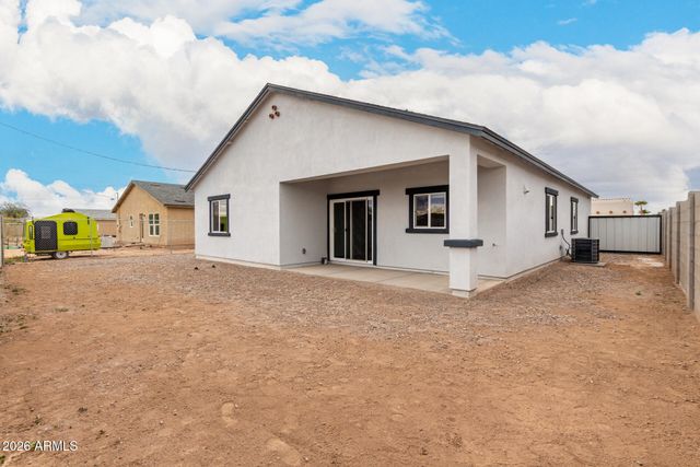 9455 W PINEVETA Drive, Arizona City, AZ 85123