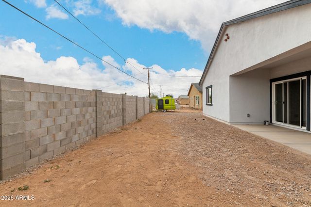 9455 W PINEVETA Drive, Arizona City, AZ 85123