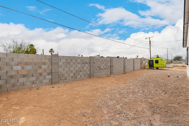 9455 W PINEVETA Drive, Arizona City, AZ 85123