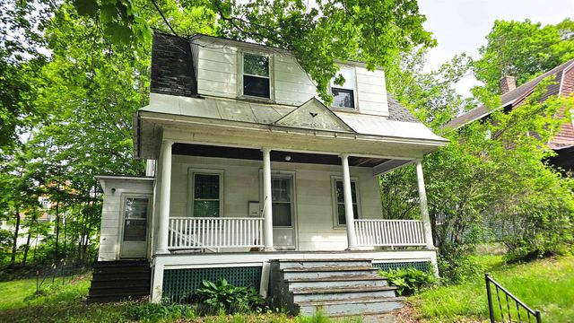 17 Clement Road, Springfield, VT 05156