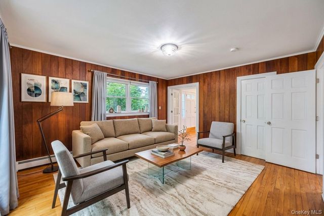 9 Archer Drive, Stony Brook, NY 11790
