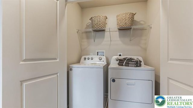 8338 Fair Way, Upper Macungie Twp, PA 18031