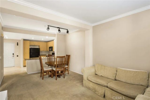 2304 Watermarke, Irvine, CA 92612