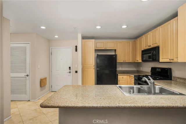 2304 Watermarke, Irvine, CA 92612