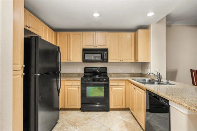 2304 Watermarke, Irvine, CA 92612