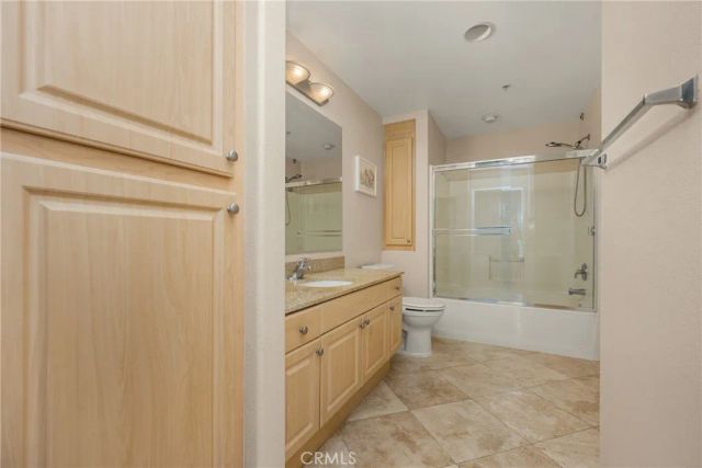 2304 Watermarke, Irvine, CA 92612