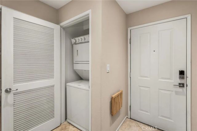 2304 Watermarke, Irvine, CA 92612