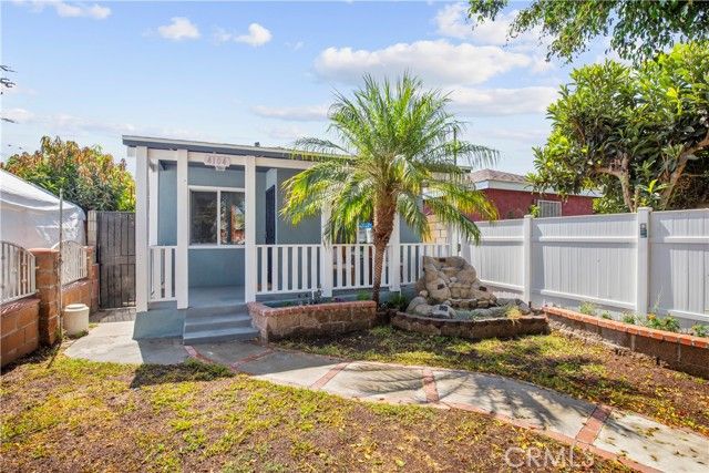 4104 East San Luis, Compton, CA 90221