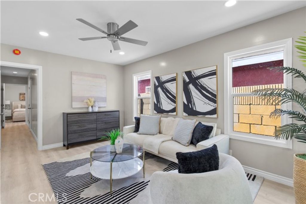 4104 East San Luis, Compton, CA 90221