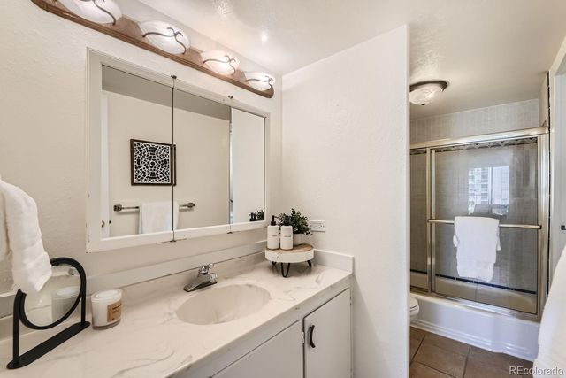4801 E 9th Avenue 301S, Denver, CO 80220