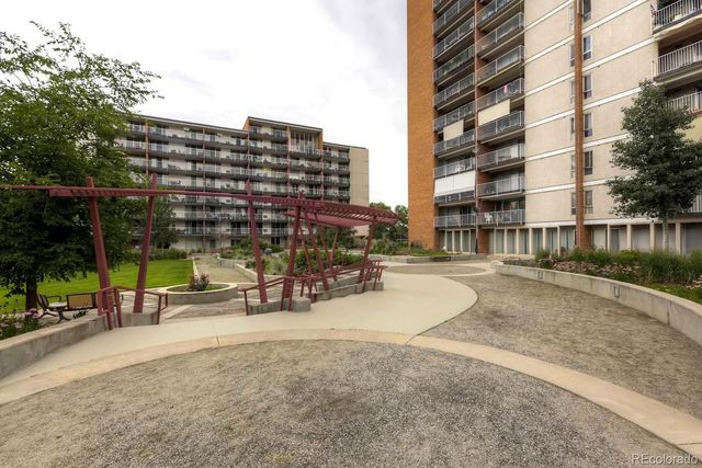 4801 E 9th Avenue 301S, Denver, CO 80220