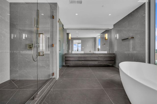 1116 N Ocean Blvd 1106, Pompano Beach, FL 33062