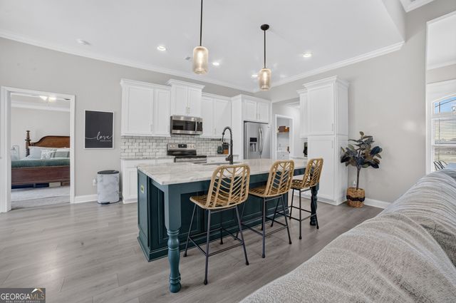 240 Lannington Drive, Lizella, GA 31052