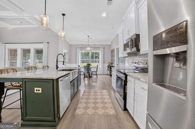 240 Lannington Drive, Lizella, GA 31052