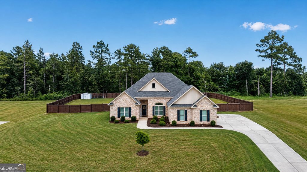 240 Lannington Drive, Lizella, GA 31052