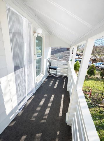 928 S Windomere Avenue D, Dallas, TX 75208