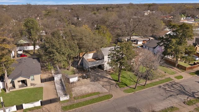 928 S Windomere Avenue D, Dallas, TX 75208