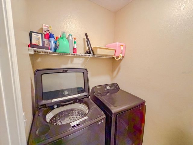 2213 NW 16TH TERRACE 2213, Gainesville, FL 32605
