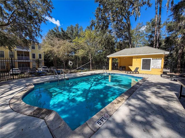 2213 NW 16TH TERRACE 2213, Gainesville, FL 32605