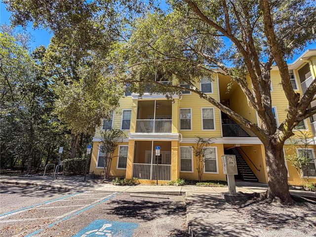 2213 NW 16TH TERRACE 2213, Gainesville, FL 32605