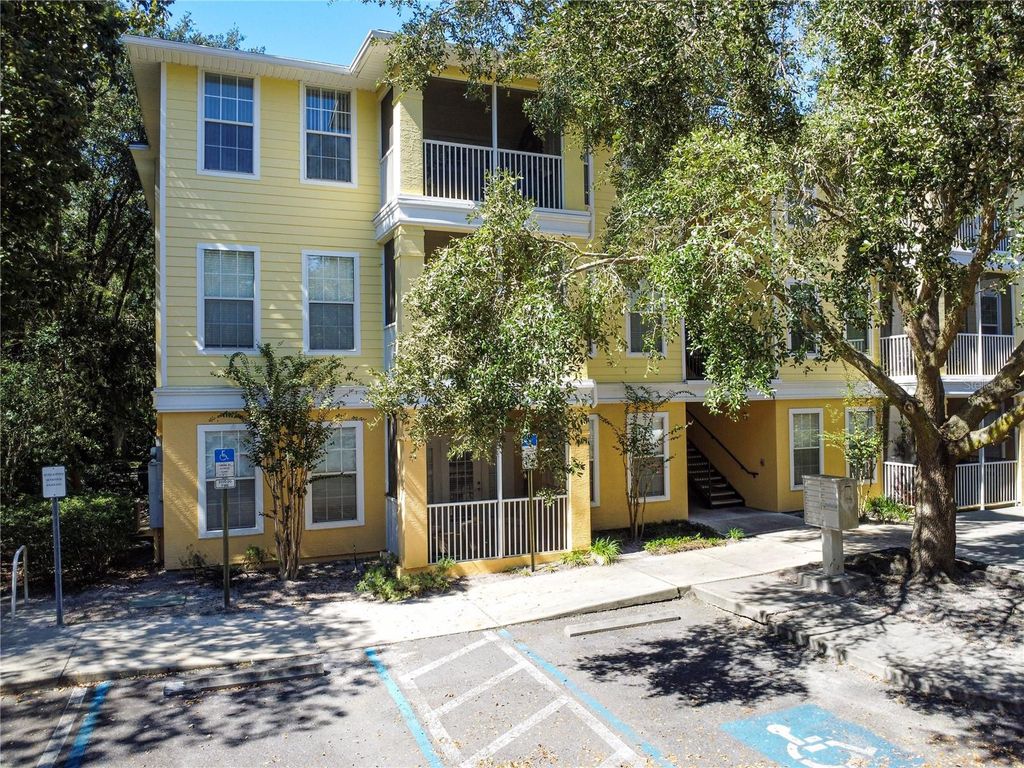 2213 NW 16TH TERRACE 2213, Gainesville, FL 32605